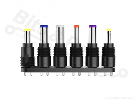 Voeding/Adapter 3-12V 12W, schakelend compact met selecteerbare uitgang